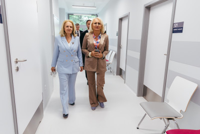 Spacer po przychodni z zaproszonymi gośćmi.