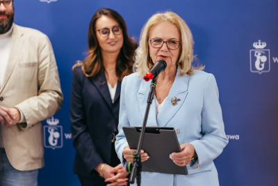 Przemówienie podczas konferencji dyrektora SPZZLO Warszawa Żoliborz-Bielany.