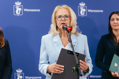 Przemówienie podczas konferencji dyrektora SPZZLO Warszawa Żoliborz-Bielany.